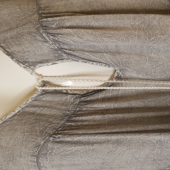 Judith March Bell Sleeve Embroidered Tunic Grey Top - Picture 4 of 12